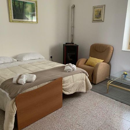 Fra Il Mare E La Sila Appartement Cerenzia Buitenkant foto
