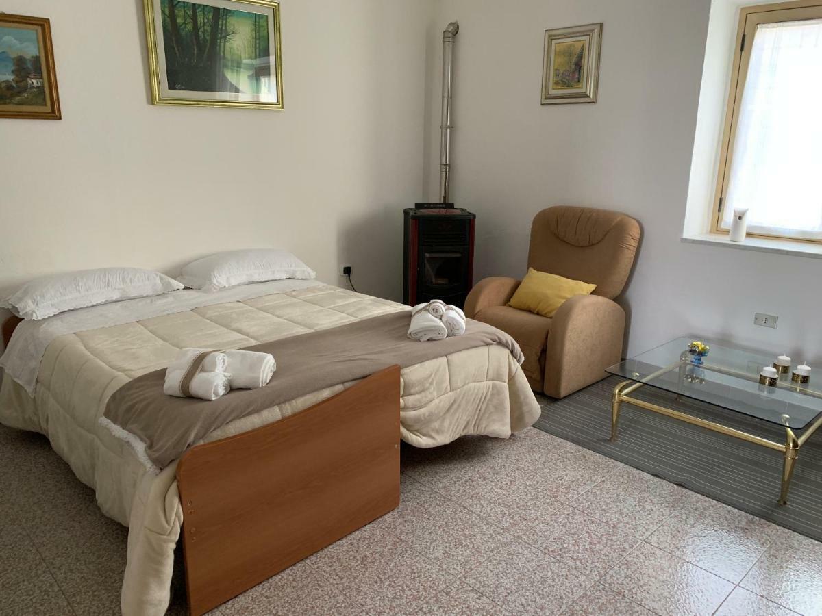 Fra Il Mare E La Sila Appartement Cerenzia Buitenkant foto
